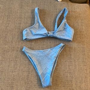 Skatie Phoenix Penny top (M) Kelly bottom (XS)
